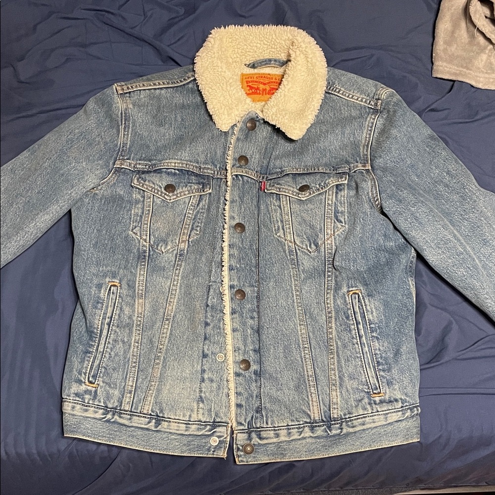 Levi's Light Blue Denim Jacket with Cream Collar